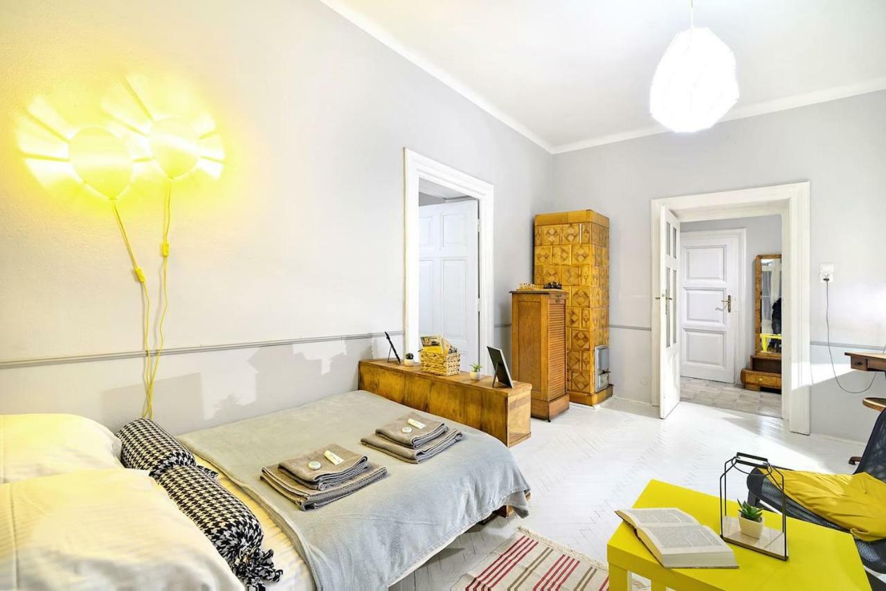 Luxury Retro Apartment, City Center, Wifi Kraków Eksteriør billede
